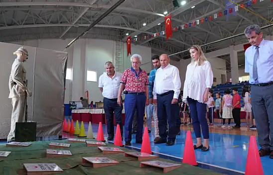 Başkan Otgöz, Çanakkale 1915 savaş malzemeleri müzesini ziyaret etti