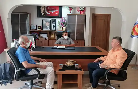Başkan Taşar, 'Esnafımız önünü göremiyor'