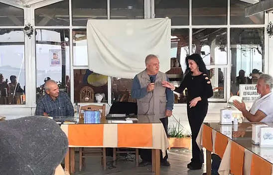 Fethiye Edebiyat Grubu İmza Günü'nde buluştu