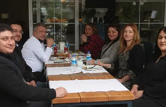 Fethiye Nev Eda Müzik Topluluğu Kutlama Yemeğinde Bir araya geldi