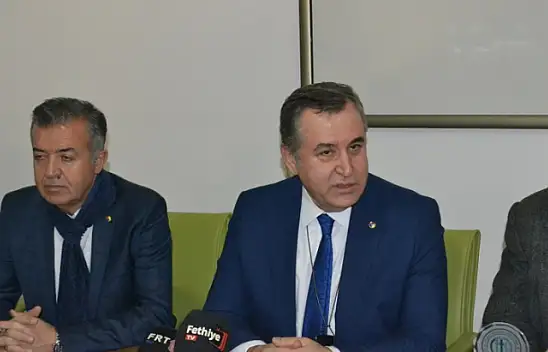 FTSO'dan Esnaf Hastanesi'ne plaket