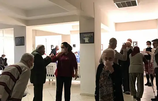 Huzurevinde Covid 19 Aşısı Uygulaması Yapıldı