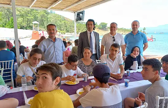Özel öğrencilerden 'Hoşgeldin Yaz' partisi