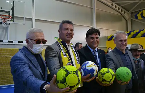 Saran'dan spor kompleksi