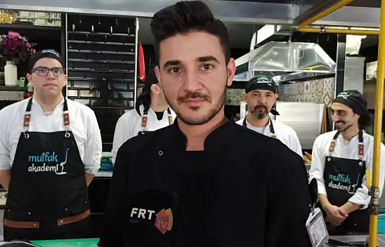 Yakut Akademi aşçı yetiştiriyor