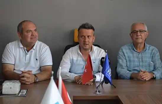 Zeybekoğlu'ndan İYİ Parti Fethiye İlçe Binasına ziyaret