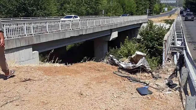 Araç su tahliye kanalına uçtu: 3 yaralı