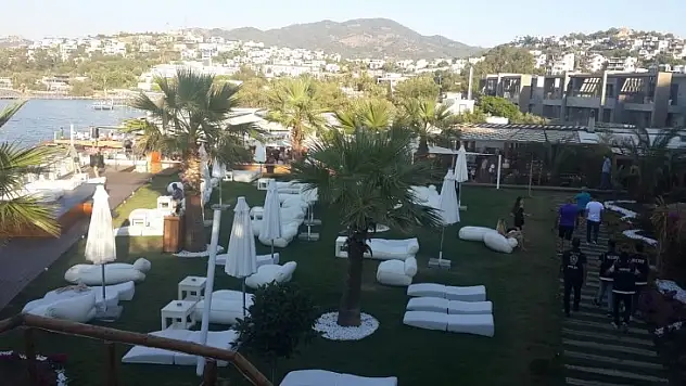 Bodrum'da Beach Cluplere Baskın Düzenlendi