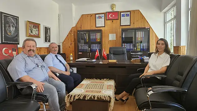 Büyüker Halk Eğitimi Merkezini Ziyaret Etti