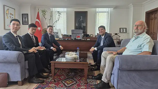 Çinli Diplomatlardan Başkan Alim Karaca'ya Ziyaret