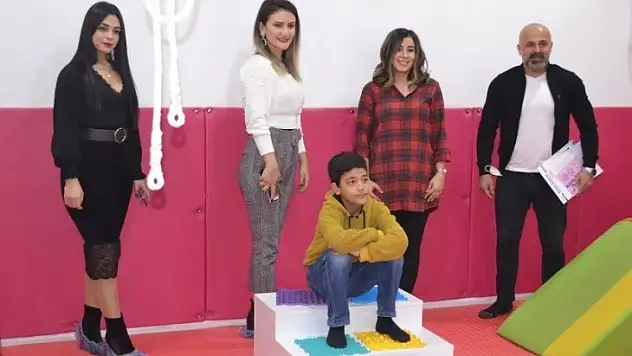 'Duyu Bütünleme' Nursel Özdemir Kurumları'nda