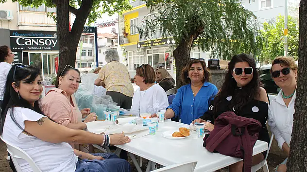 EGE SEN'den Eğitime Sanatla ve Dayanışmayla Destek