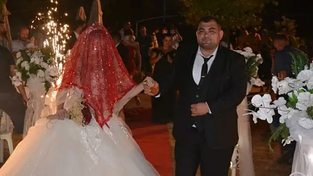 Eray Ertürk ve Aygün Maharramov çiftinin en mutlu günü