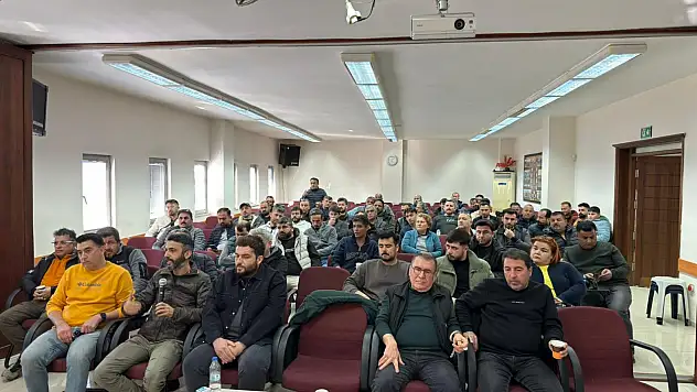 Fethiye'de berber esnafının sorunları masaya yatırıldı