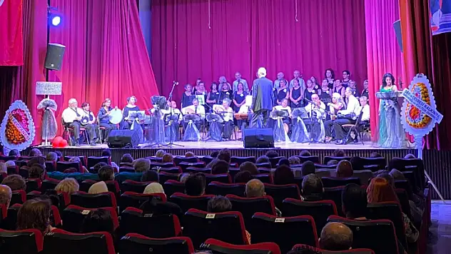 Fethiye'de Mozalikya Türk Sanat Müziği korosu sahne aldı