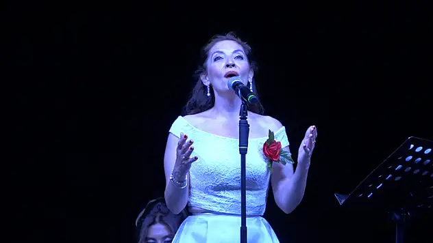 Fethiye'de Piyano Resitali ve Türk Enstrümanları ile Antik Aryalar Gecesi