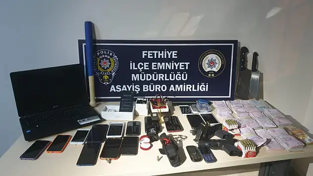 FETHİYE İLÇE EMNİYETİ SUÇLULARA GÖZ AÇTIRMIYOR