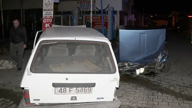 Fethiye'de Trafik Kazası: 2 Yaralı