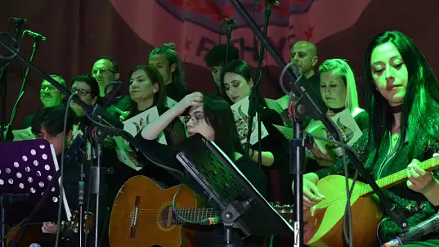 HALK EĞİTİMİ MERKEZİ ŞEHİTLERİNİ ANDI