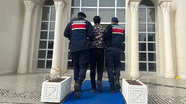 Jandarmada'dan kaçamadı