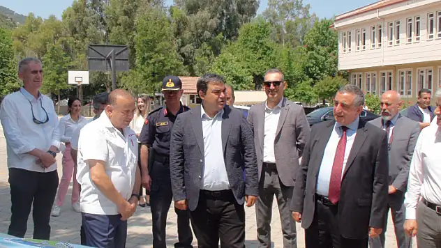 JAPON FİRMASINDAN ÖĞRENCİLERE SON MODEL ARABA