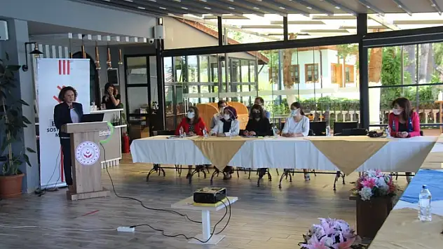 Kadına yönelik şiddetle mücadele kapsamında toplantı düzenlendi