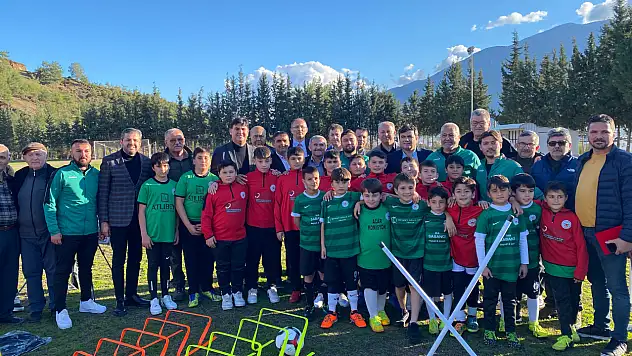 Karaçulha Futbol Okulu Açıldı