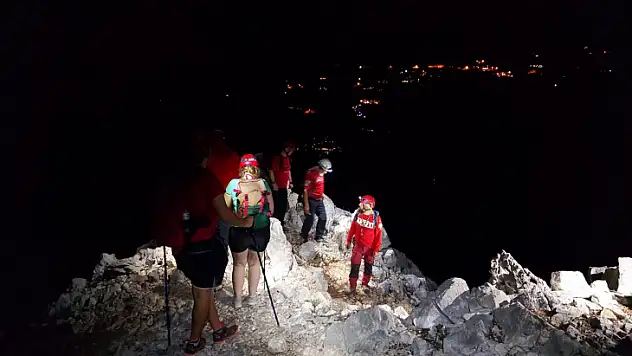 Kurtarma operasyonunda 2 kişi kurtarıldı