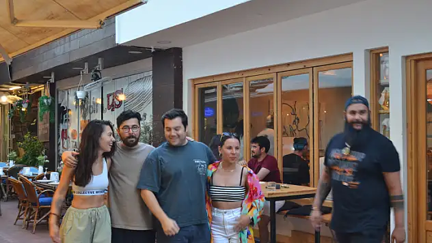 Latte-Art yarışmasında renkli görüntüler yaşandı