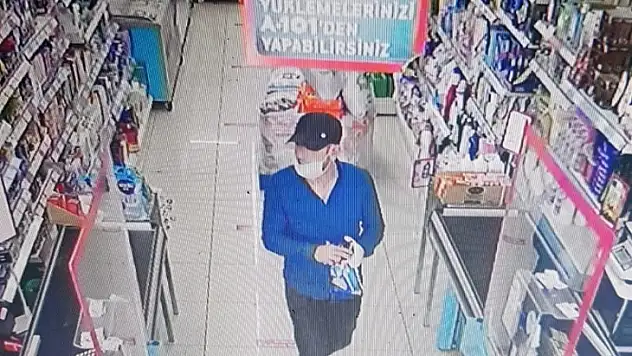 Marketlere Dadanan Cep Telefonu Hırsızları Polise Yakalandı