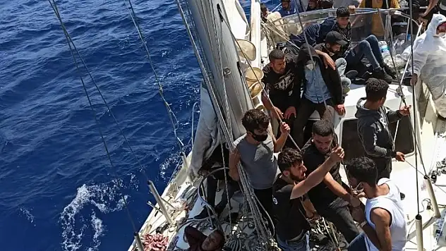 Marmaris Açıklarında 63 Sığınmacı Kurtarıldı