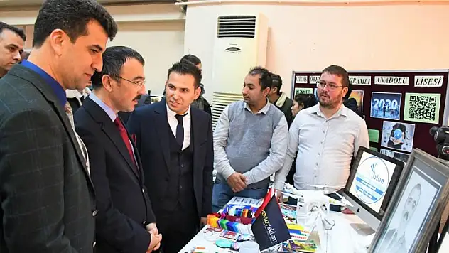 Meslek Liseleri Tanıtım Fuarı Açıldı