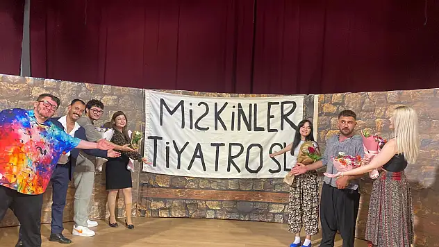 'Miskinler' oyunu beğeni topladı