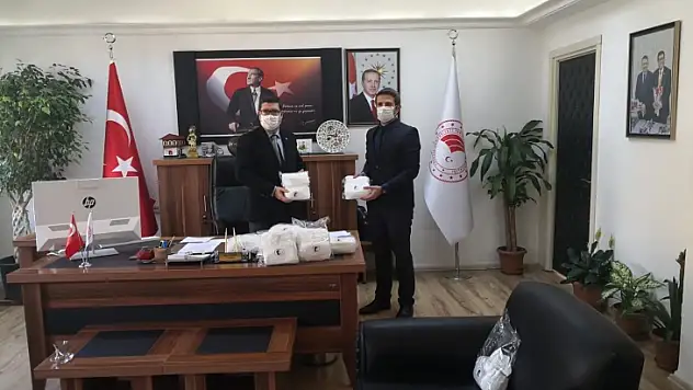 MUÇEV'den Kamu Kurumlarına Maske Yardımı