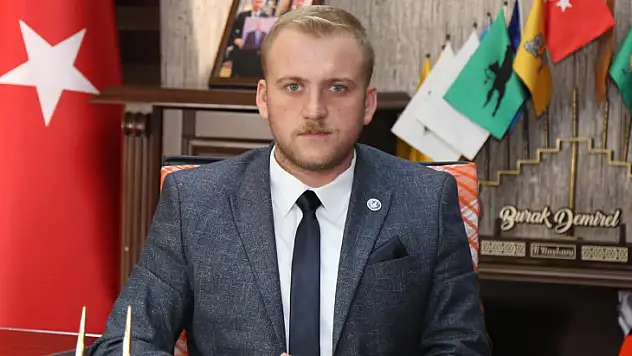 Muğla Ülkü Ocakları'ndan ücretsiz İngilizce kursu