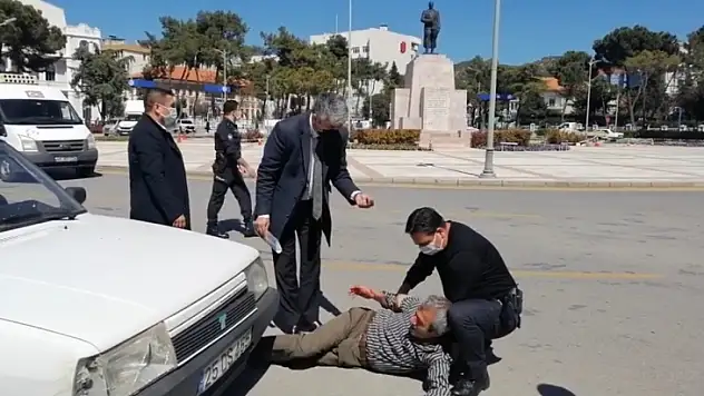 Muğla Valiliği önünde kendine bıçakla zarar verdi