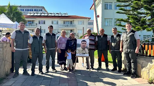 Orman yangınında vefat eden arkadaşlarını unutmadılar