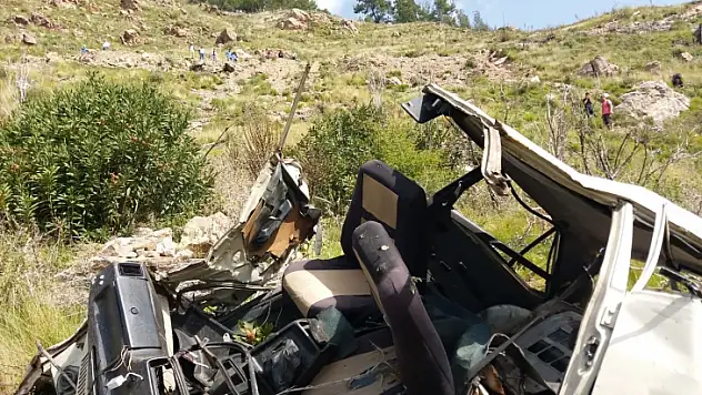 Otomobil 75 Metrelik Uçurumdan Devrildi: 1 Kişi Öldü