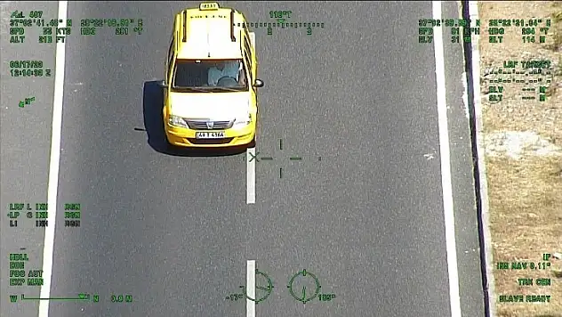 Polis Helikopterini Görünce Emniyet Kemerini Taktı