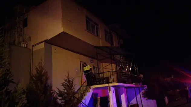 Polisten gece baskını