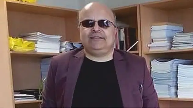 Profesör İntihar Etti