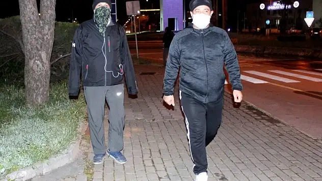 Saatin Geç Olmasına Aldırmadan Oraya Hücum Ettiler