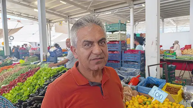 Sebze Fiyatları Düşüyor, Pazar Durgun