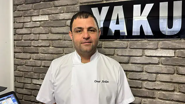 Şef Onur Arslan, 'Stajyer aşçılara eğitim odaklı yaklaşım şart'