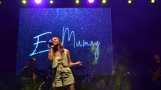 SEYDİKEMER ECE MUMAY İLE COŞTU