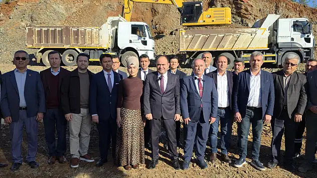 Seydikemer Fen Lisesi için kazı, dolgu ve hafriyat çalışmaları başladı