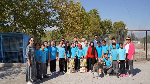 SEYDİKEMERLİ ÖĞRENCİLERDEN ANLAMLI BAĞIŞ