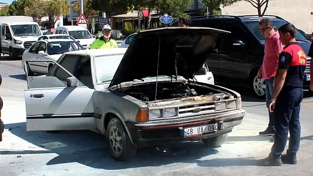 Seyir Halindeki Araç Alev Aldı