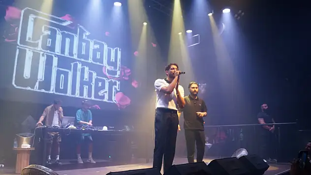 Skyfall Arena'da unutulmaz Canbay Wolker konseri