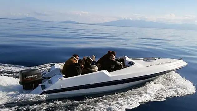 Sürat Motoru İle Kaçarken Yakalandılar